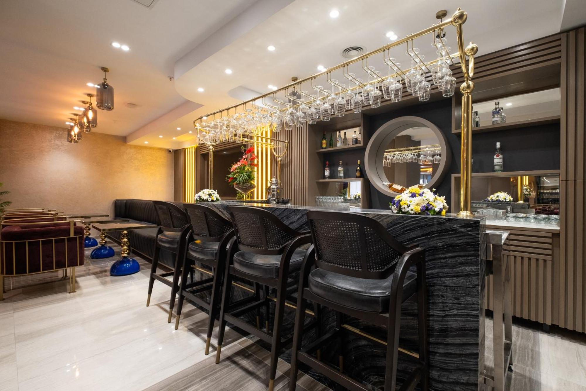 Buke Hotel Bomonti Истанбул Екстериор снимка